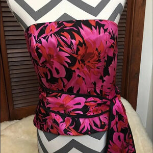 🌺Strapless silk party/ cocktail flower pink top size 8 pre loved with sage